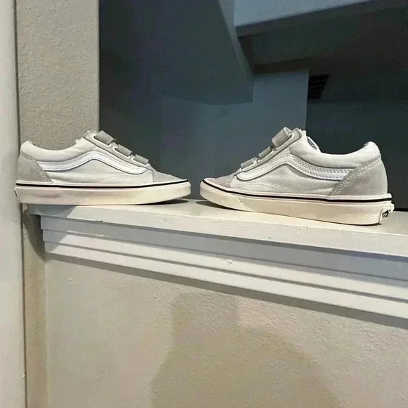 Vans Other - Unisex Vans Off The Wall 721356 Gray White Shoes Hook & Loop Closure Sneakers 4Y